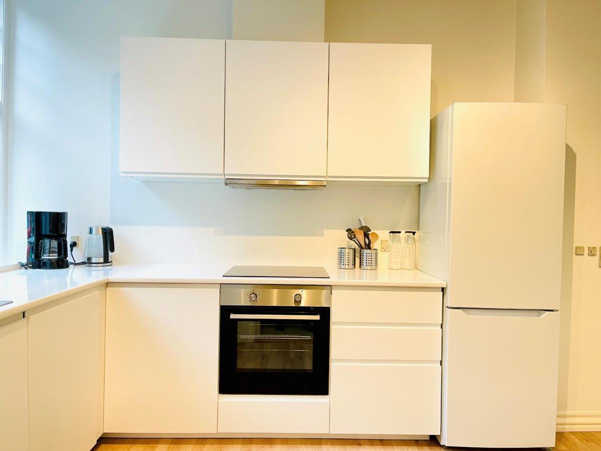 Aday - Aalborg Mansion - Big Apartment With Garden Ngoại thất bức ảnh
